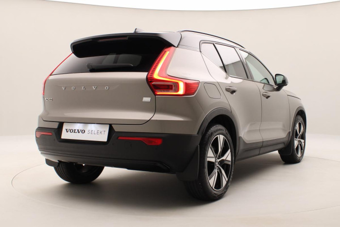 Volvo XC40 T4 R-DESIGN RECHARGE AUT 1.maj