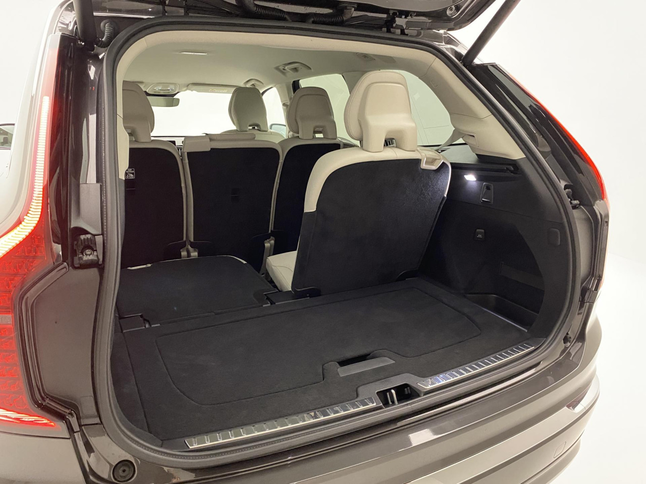 Volvo XC90 T8 AWD RECHARGE BRIGHT PLUS 7m