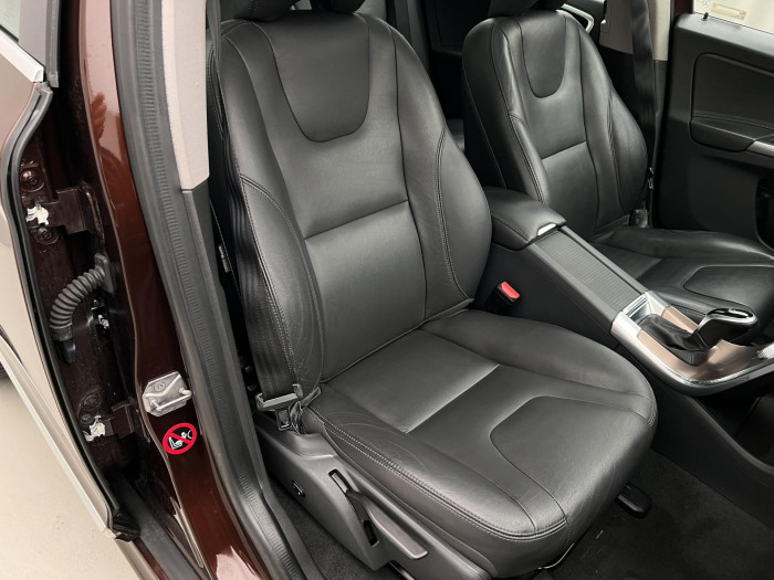 Volvo XC60 D4 SUMMUM AUT 2.0 d Summum