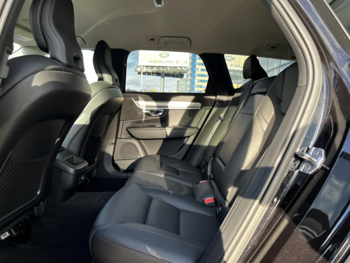 Volvo V90 D3 MOMENTUM 1.maj. 2.0 d Momentum