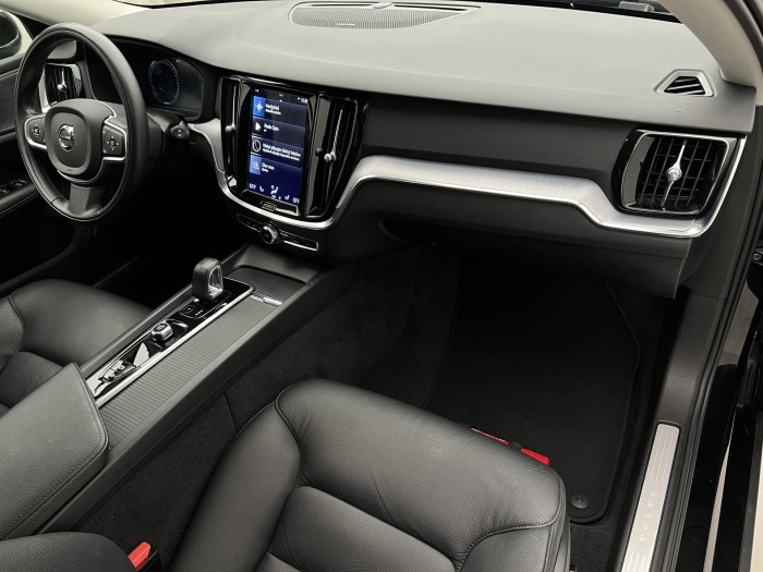 Volvo V60 B4 MOMENTUM PRO AUT 1.maj. 2.0 Momentum