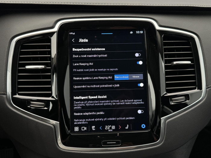 Volvo XC90 B5 AWD PLUS BRIGHT 1.maj CZ