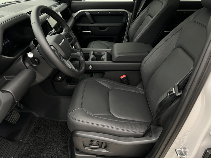 Land Rover Defender 110 D350 X-DYNAMIC HSE AWD Aut 3.0 d Dynamic