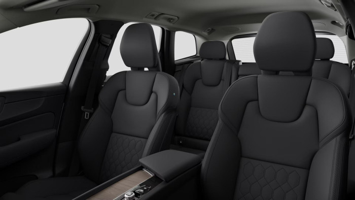 Volvo XC60 B5 AWD AUT DARK PLUS