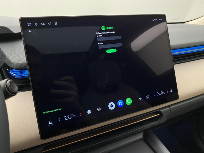 Lynk & Co 08 MORE PHEV