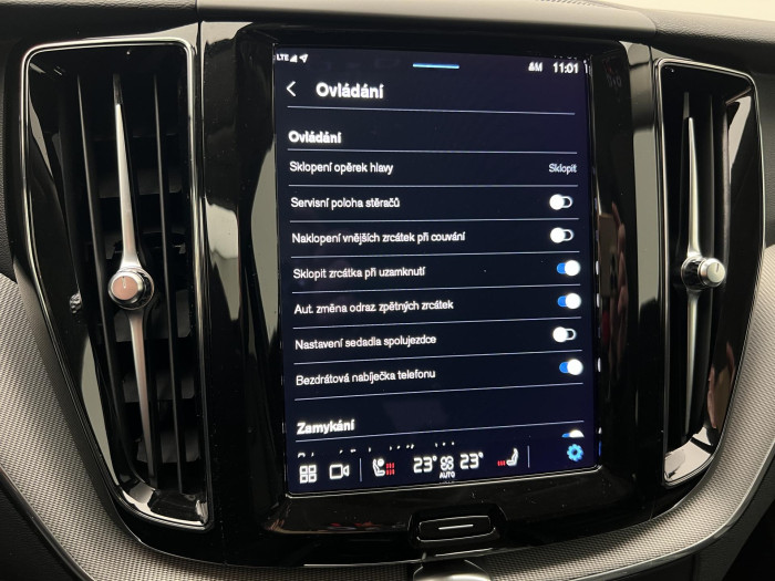 Volvo XC60 T6 AWD RECHARGE PLUS DARK AUT