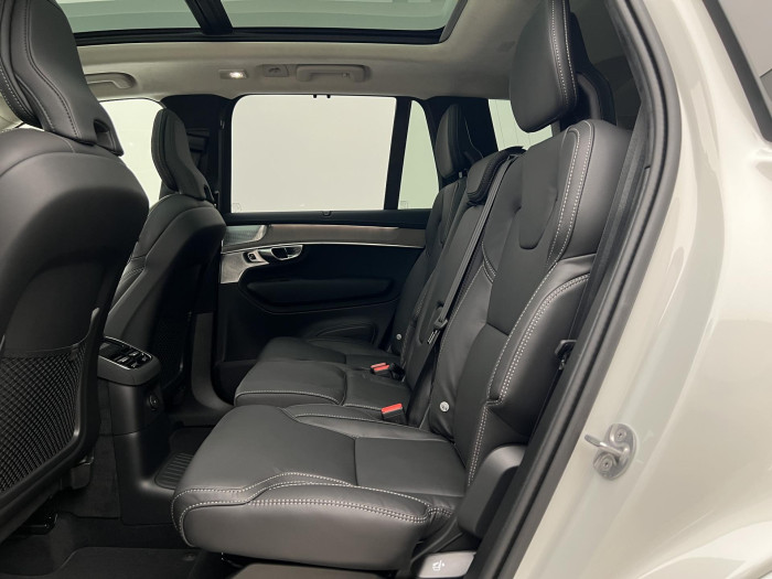Volvo XC90 T8 AWD RECHARGE DARK ULTRA AUT
