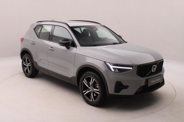 Volvo XC40 B3 DARK PLUS AUT CZ