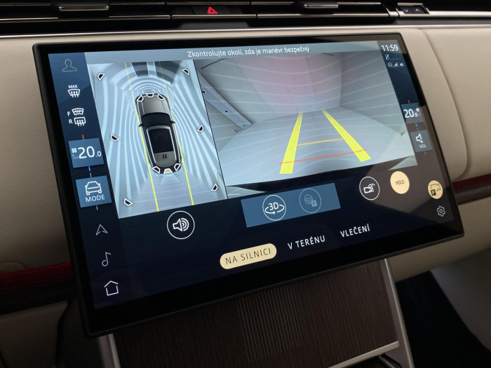 Land Rover Range Rover P550e AUTOBIOGRAPHY SWB