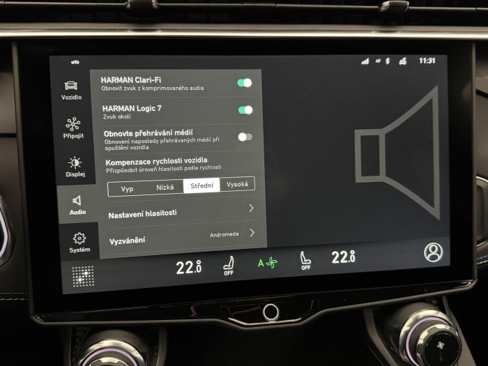 Lynk & Co 01 PHEV DCT AUT 1.maj