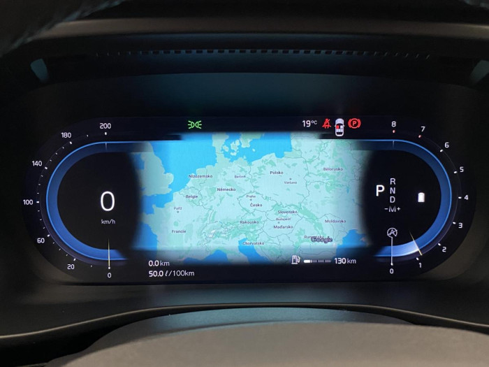 Volvo XC40 B4 CORE AUT CZ 1.maj.