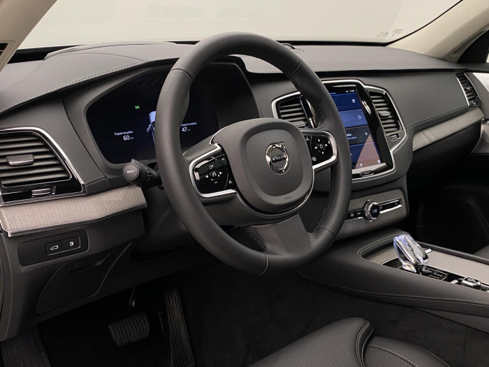 Volvo XC90 T8 AWD ULTRA DARK AUT CZ 7m