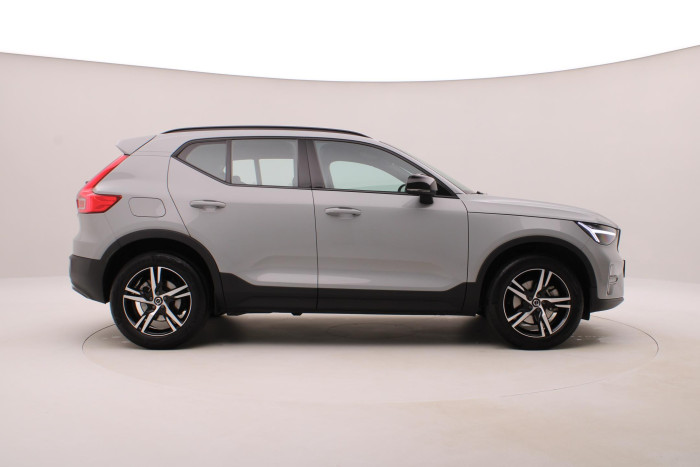 Volvo XC40 B3 DARK PLUS AUT CZ