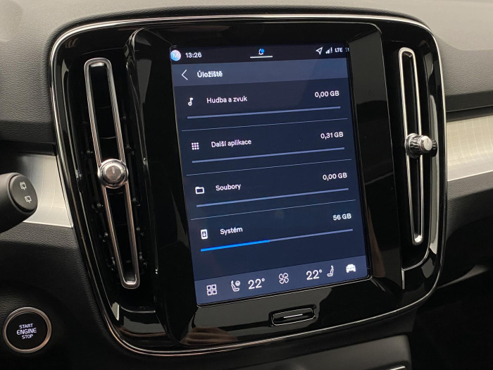 Volvo XC40 B3 AUT DARK PLUS