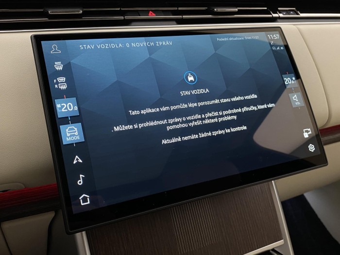 Land Rover Range Rover P550e AUTOBIOGRAPHY SWB