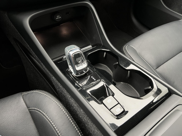 Volvo XC40 D3 AWD MOMENTUM AUT 2.0 d Momentum