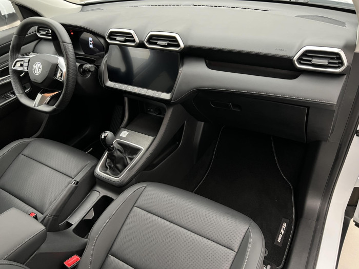 MG ZS 1.5 ICE ELEGANCE CZ 1.maj. 1.5 Elegance