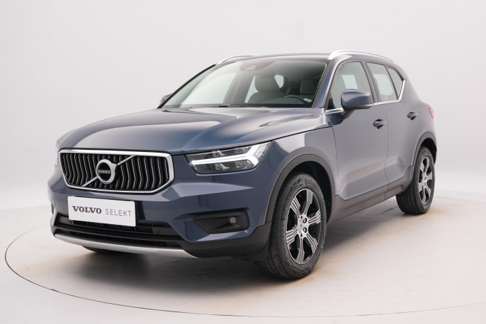 Volvo XC40 T4 AWD INSCRIPTION REZERVACE