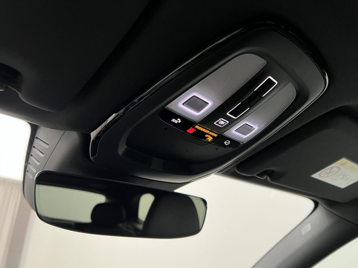 Volvo XC60 T6 AWD RECHARGE BLACK EDITION 2.0 Edition