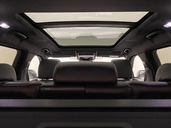 Land Rover Range Rover Velar REZERVACE!