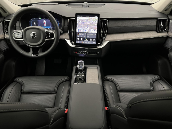 Volvo XC90 T8 AWD RECHARGE ULTRA DARK AUT