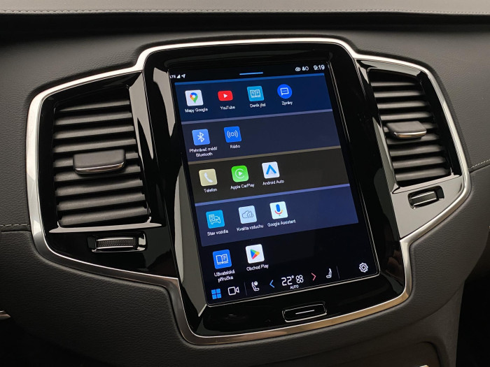 Volvo XC90 T8 AWD ULTRA DARK AUT CZ 7m