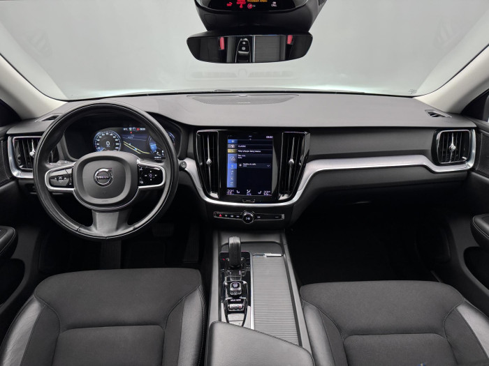 Volvo V60 B4 MOMENTUM PRO AUT 2.0 Momentum