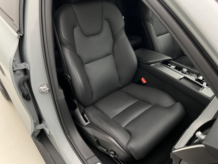 Volvo V60 CC B5 AWD PLUS BRIGHT AUT