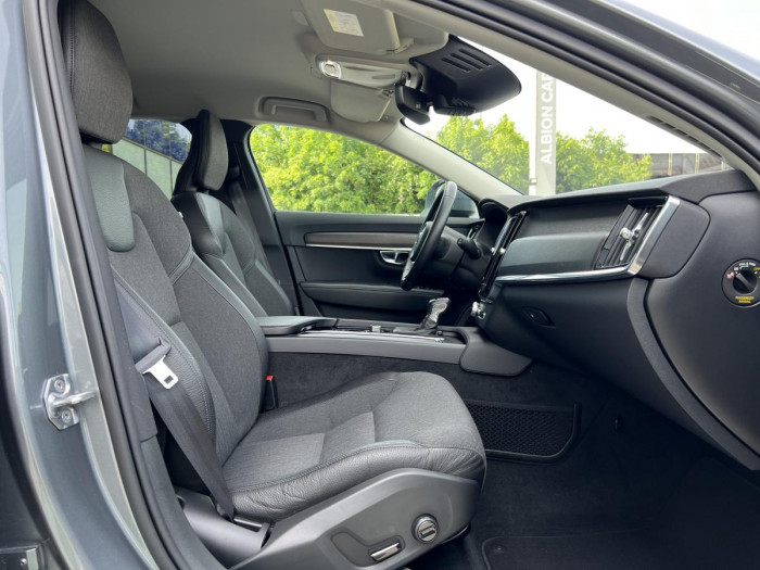 Volvo V90 CROSS COUNTRY D4 AWD Aut 1.maj 2.0 d