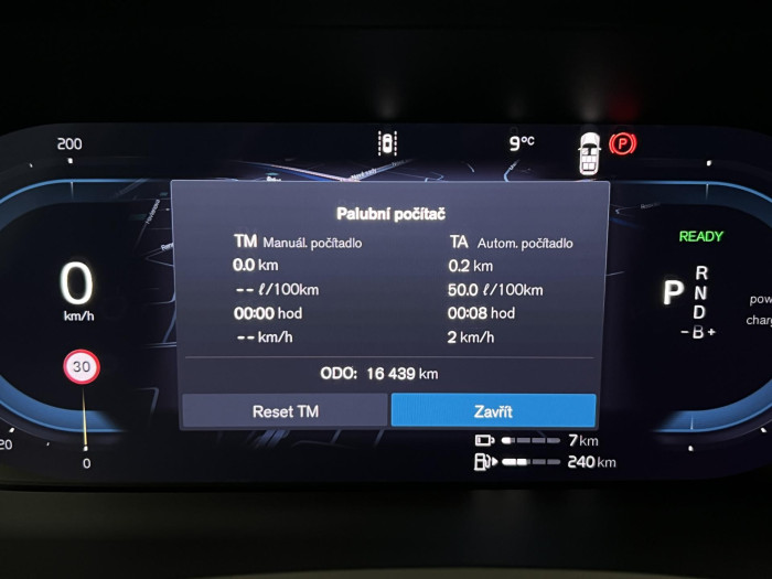 Volvo XC90 T8 AWD RECHARGE PLUS DARK CZ