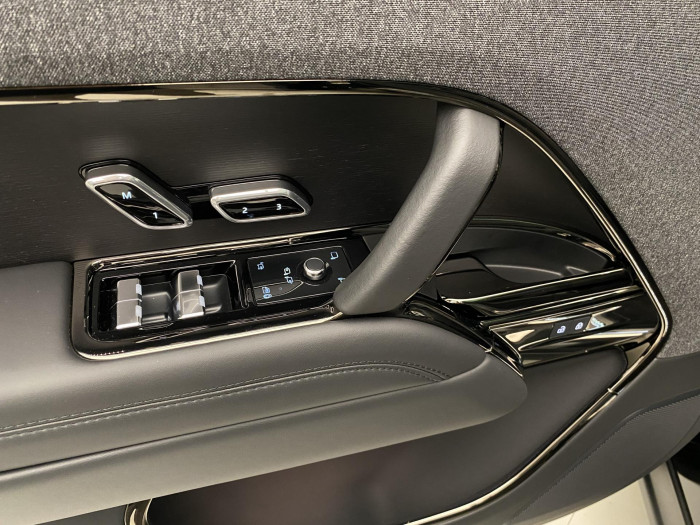 Land Rover Range Rover Sport D250 DYNAMIC SE AWD REZERVACE 3.0 d Dynamic SE