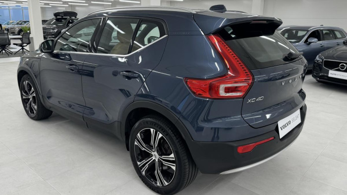 Volvo XC40 T5 TWINe INSCRIPTION REZERVACE