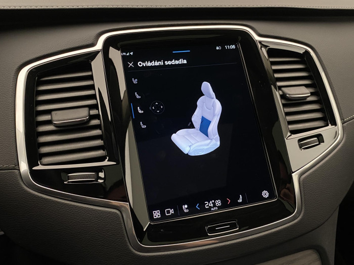 Volvo XC90 B5 AWD PLUS BRIGHT REZERVACE