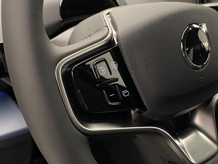 Volvo EX30 PURE ELECTRIC SINGLE PLUS