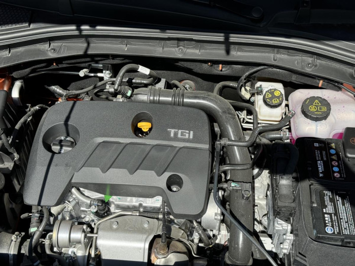 MG ZS EXCLUSIVE AUT. SKLADEM 1.0 Exclusive