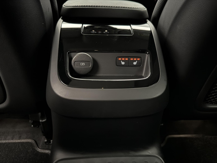 Volvo V90 T6 AWD RECHARGE PLUS DARK AUT