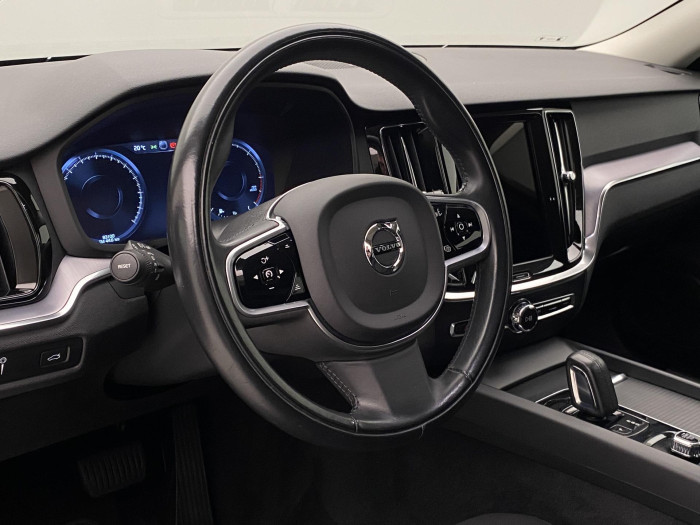 Volvo V60 B4 MOMENTUM AUT 2.0 Momentum