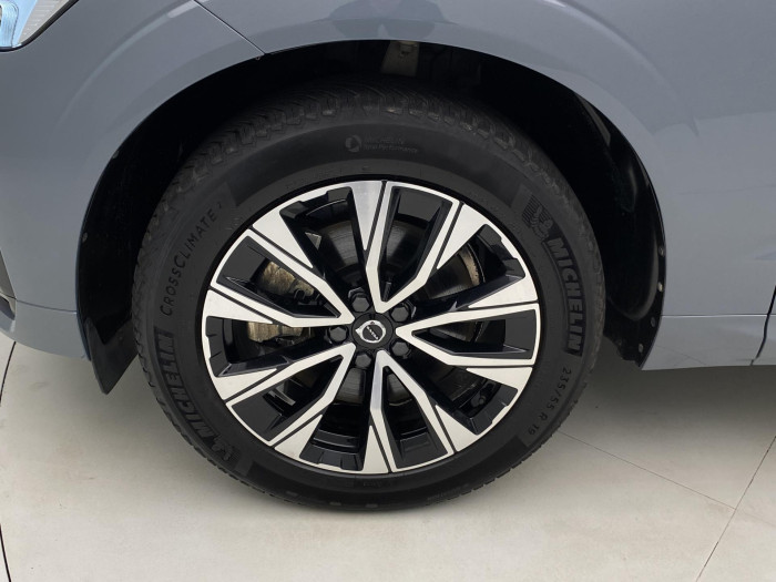 Volvo XC60 B4 AWD DARK PLUS AUT