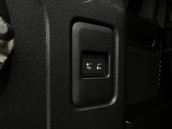 Land Rover Defender 110 D200 S AWD Aut 3.0 d