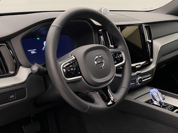 Volvo XC60 B5 AWD ULTRA BLACK EDITION CZ 2.0 Edition