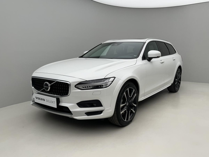 Volvo V90 CC B5 AWD ULTIMATE REZERVACE 2.0 CC CC