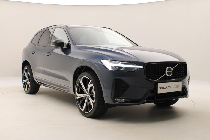 Volvo XC60 B5 AWD ULTIMATE DARK AUT 1.maj