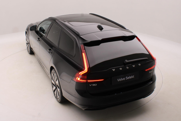 Volvo V90 T6 AWD PLUG-IN DARK ULTRA
