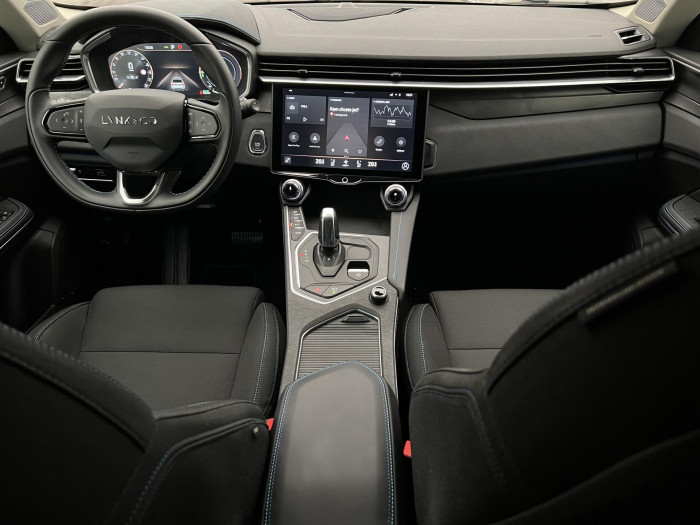 Lynk & Co 01 HEV DCT AUT