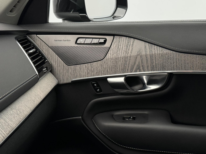 Volvo XC90 B5 AWD BRIGHT PLUS CZ 1.maj