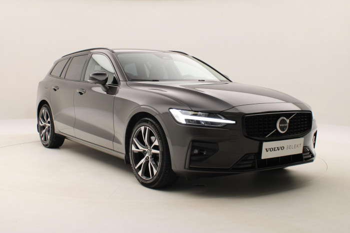 Volvo V60 B4 PLUS DARK AUT 1.maj