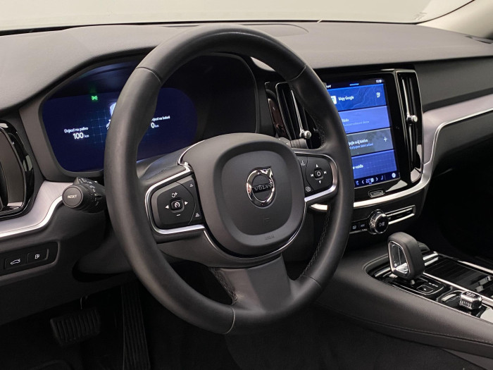 Volvo V60 T6 AWD RECHARGE CORE AUT
