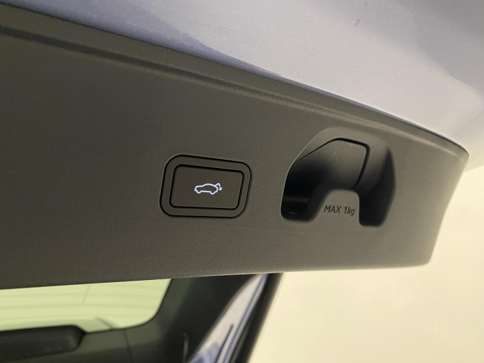 Lynk & Co 02 MORE předváděcí vůz