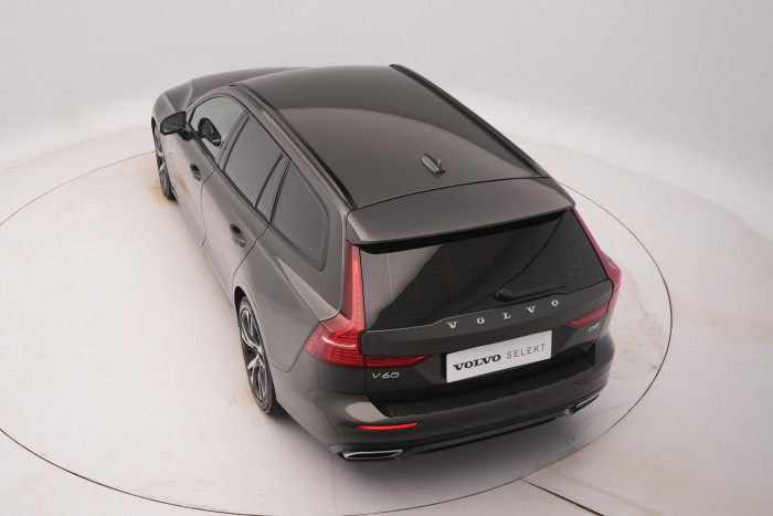 Volvo V60 B4 R-DESIGN AUT REZERVACE