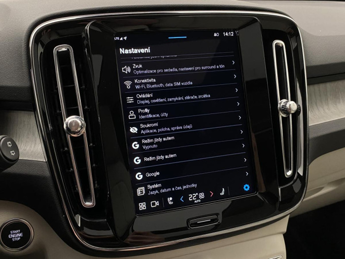 Volvo XC40 B4 AUT DARK ULTRA